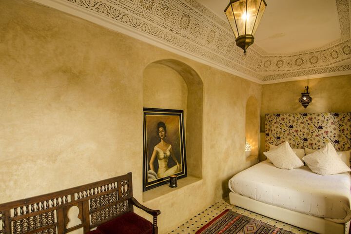 Room 8 of 14
