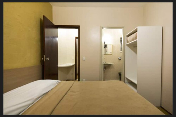 Room 12 of 26