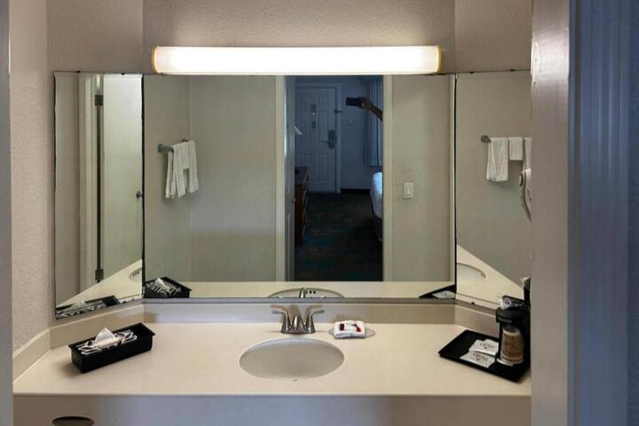Standard Suite