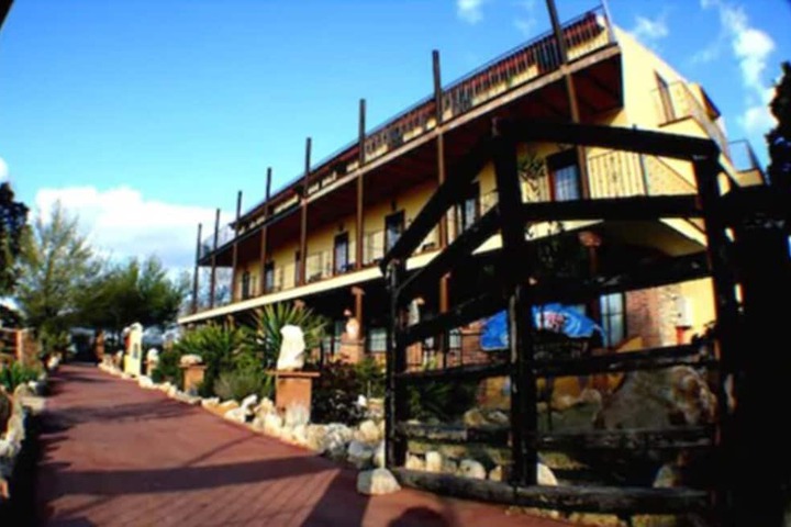 Hotel 44 of 56