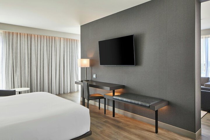 Room 26 of 88