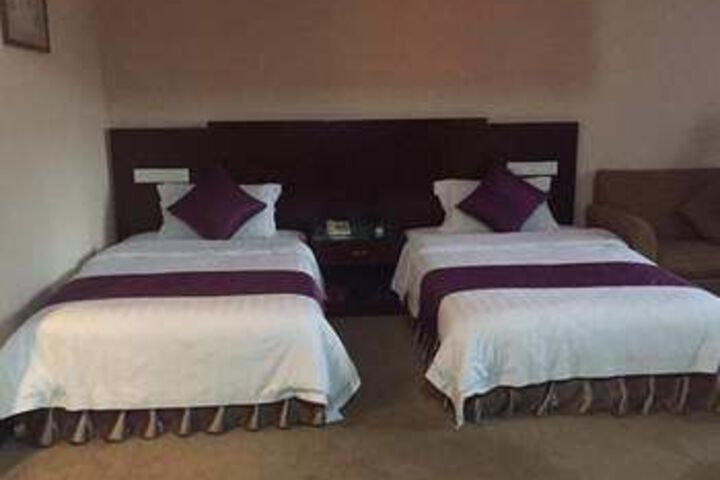 Room 16 of 22