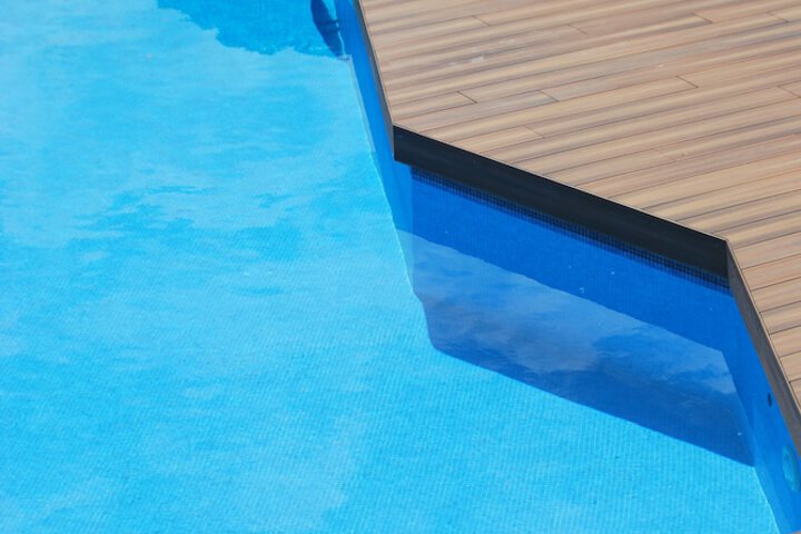 Pool 11 of 24