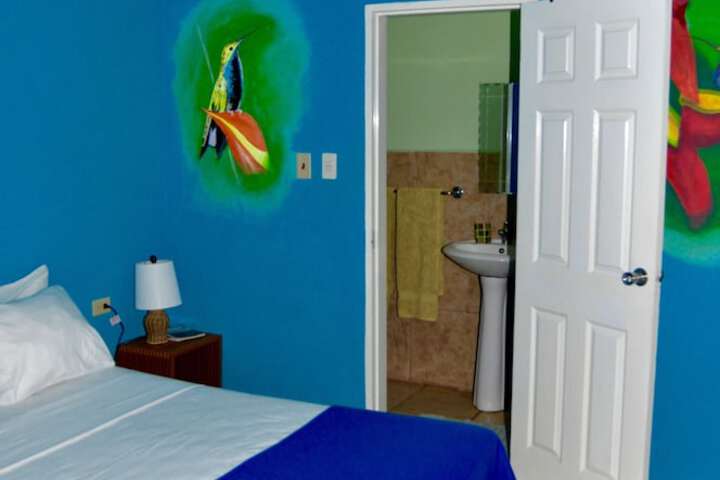 Room 16 of 96