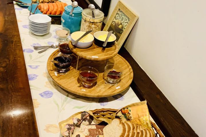 Dining 70 of 100