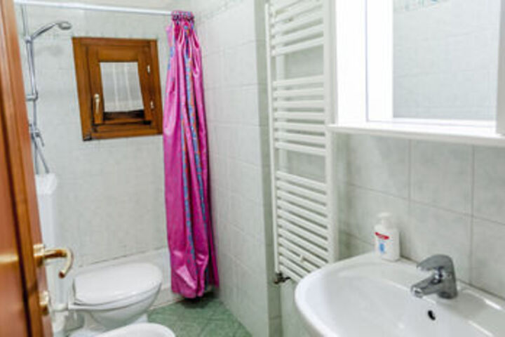Room 20 of 160