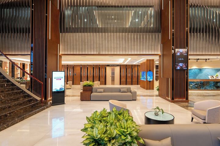 Lobby Entry