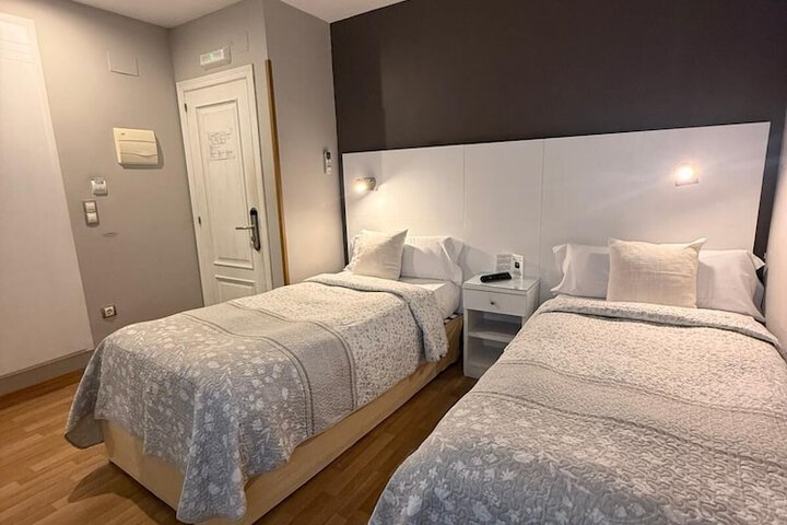 Room 34 of 101