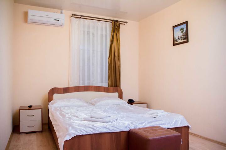 Room 14 of 20