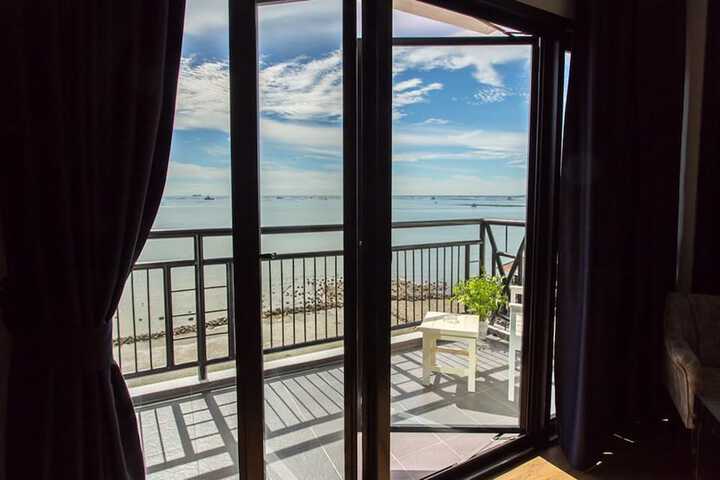 Terrace/Patio 30 of 77