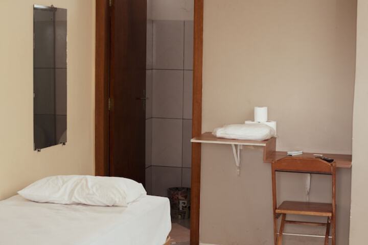 Room 9 of 37