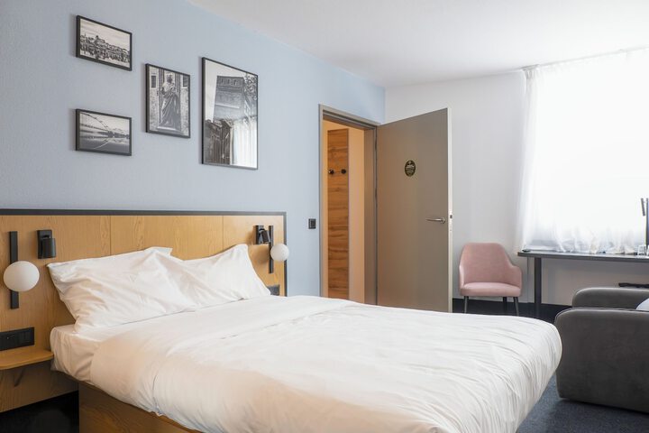 Room 14 of 47