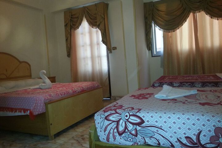 Room 9 of 85