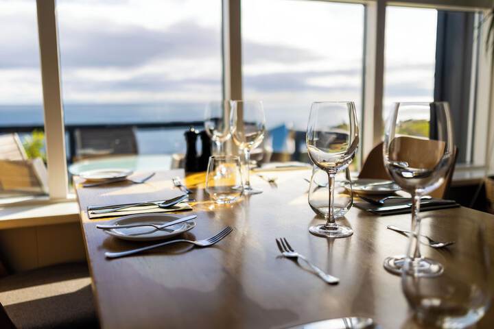 Dining 36 of 47