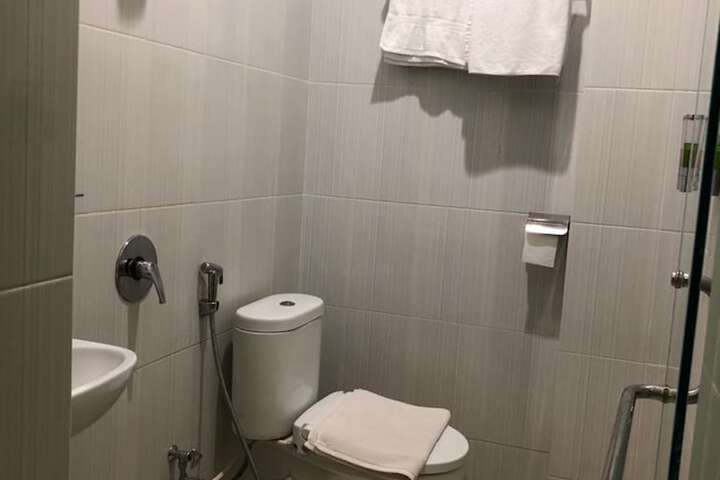 Room 14 of 35