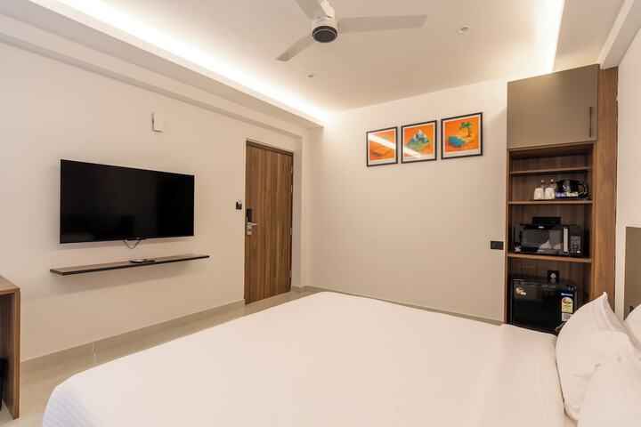 Room 14 of 24