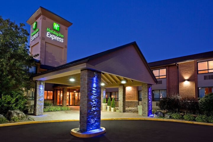 Hotel Entry