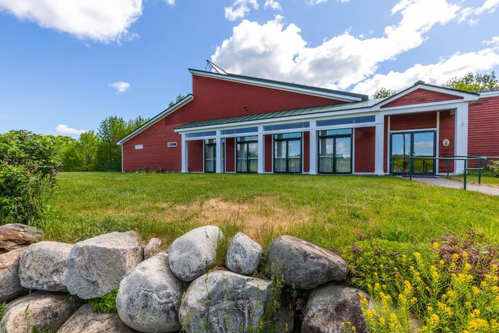 Ballroom/Hall 105 of 191