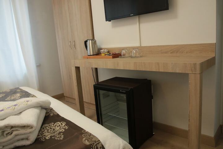 Room 13 of 25