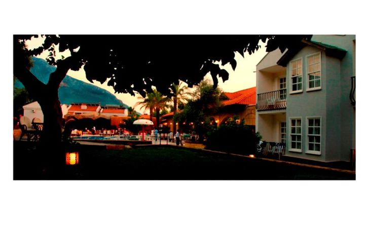 Hotel Exterior 65 of 73
