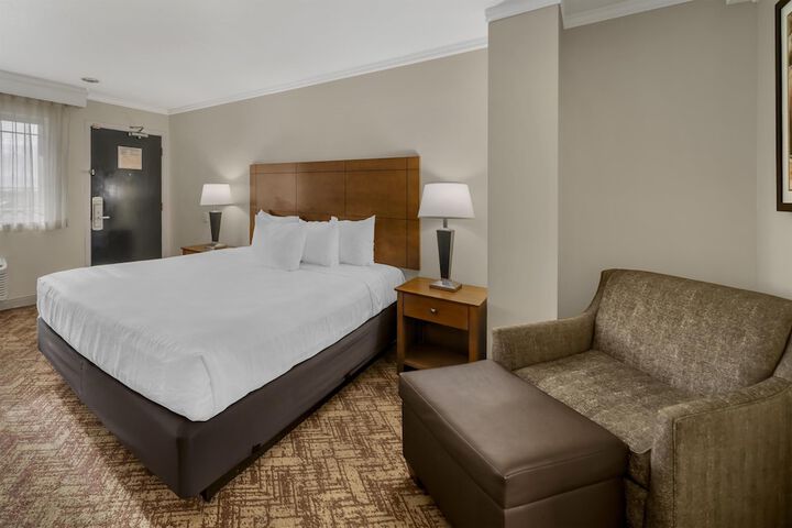 Room 10 of 91
