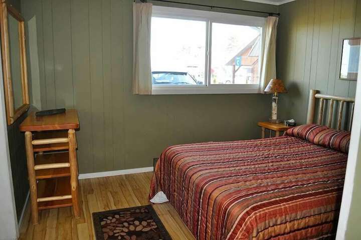 Room 15 of 37