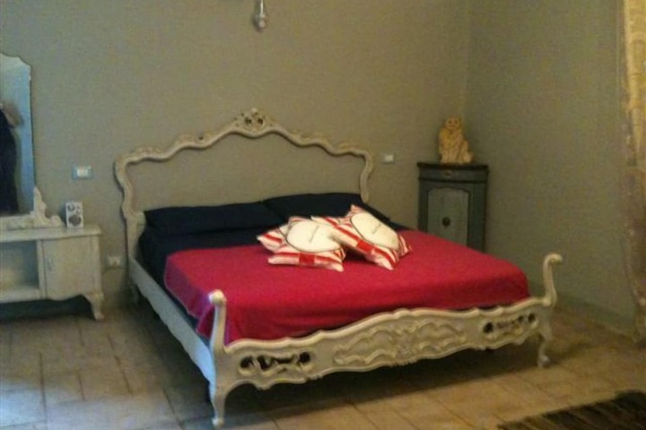 Room 9 of 50