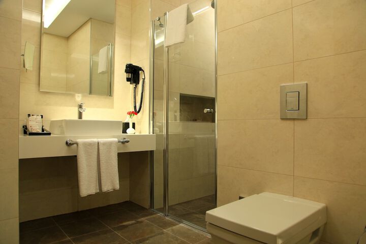 Bath Interior