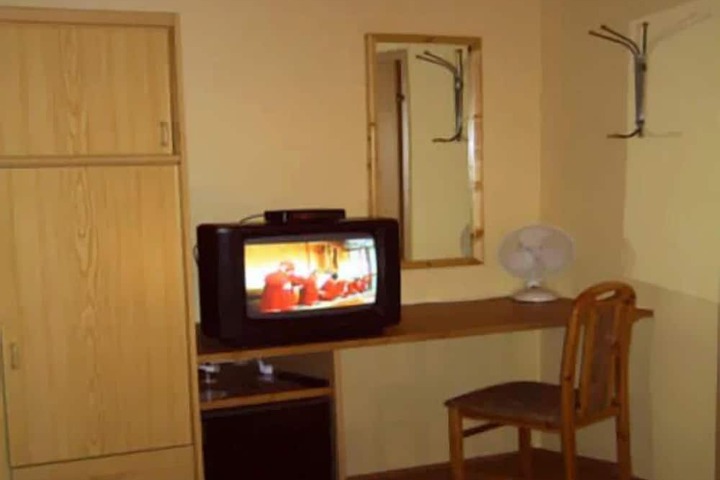 Room 25 of 55
