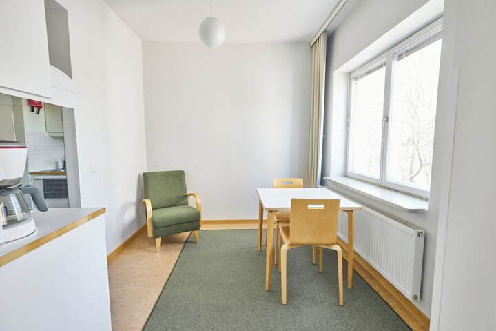 Room 79 of 141