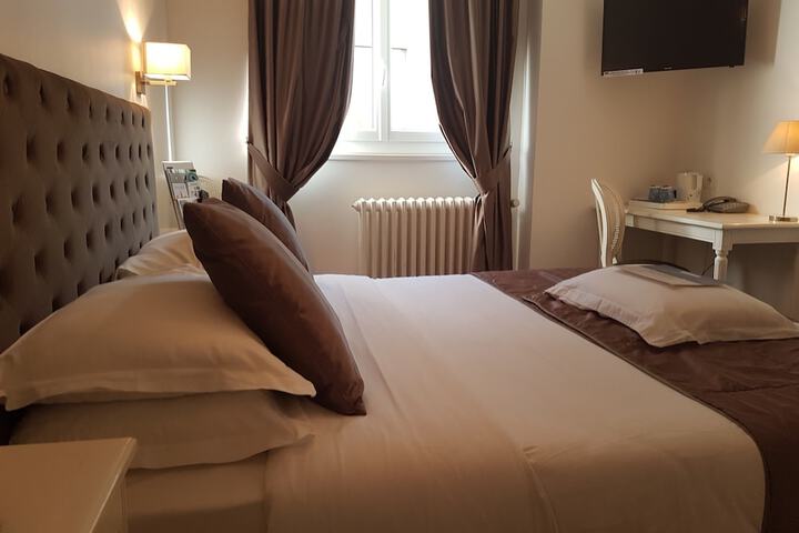 Room 20 of 225