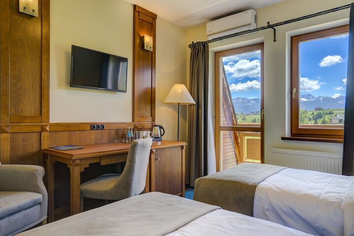 Room 20 of 86