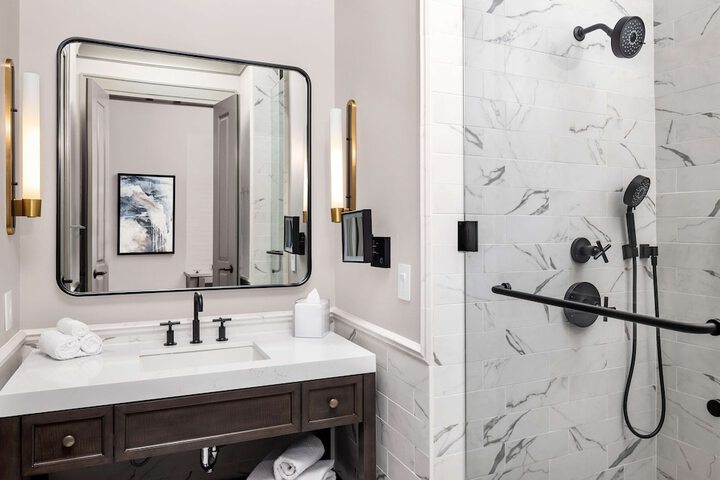 Bathroom shower
