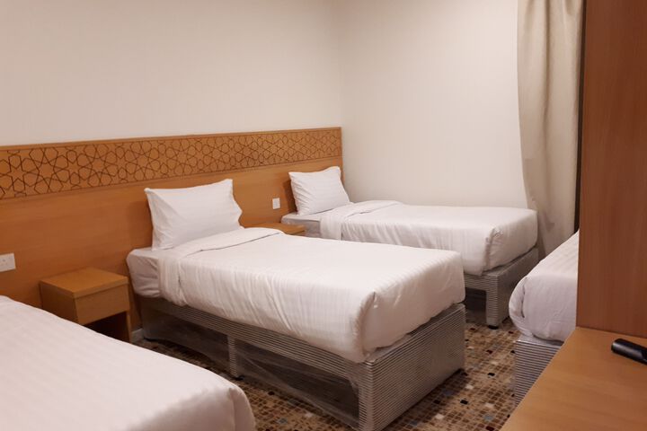 Room 5 of 6