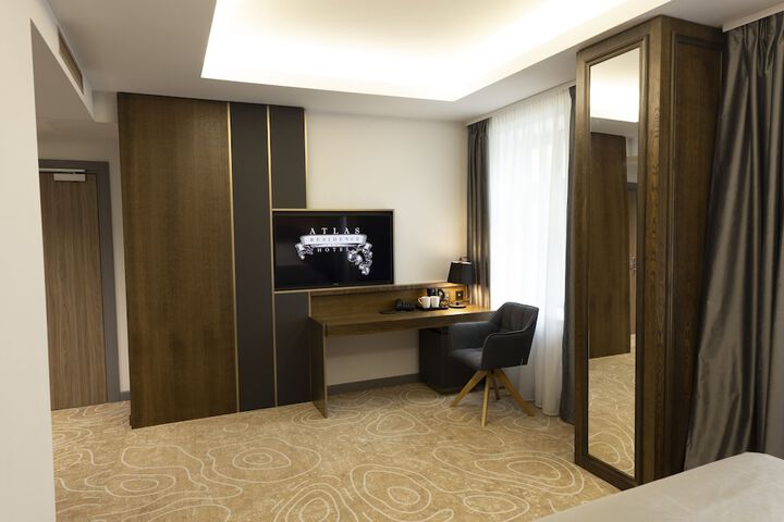 Room 28 of 57