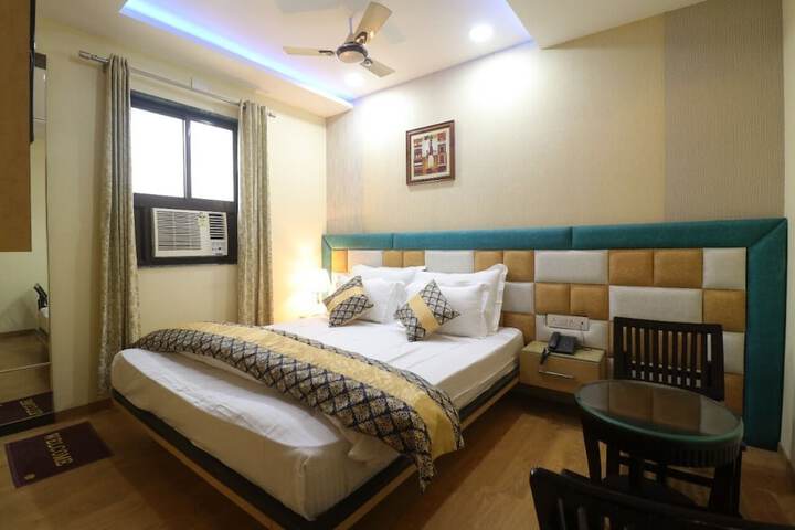 Room 7 of 23
