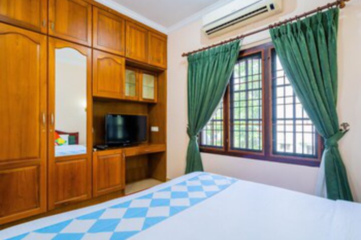Room 6 of 24