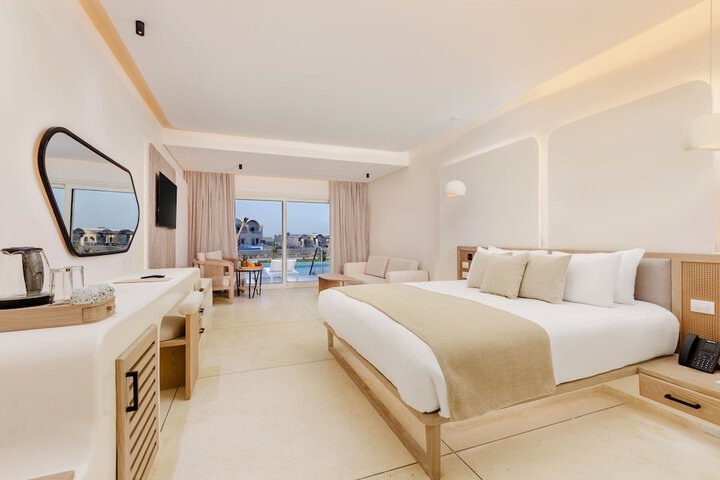 Room 10 of 42