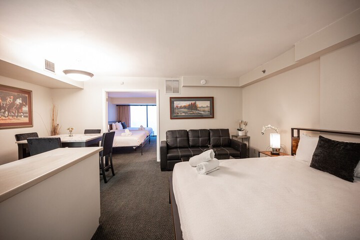 Room 16 of 45
