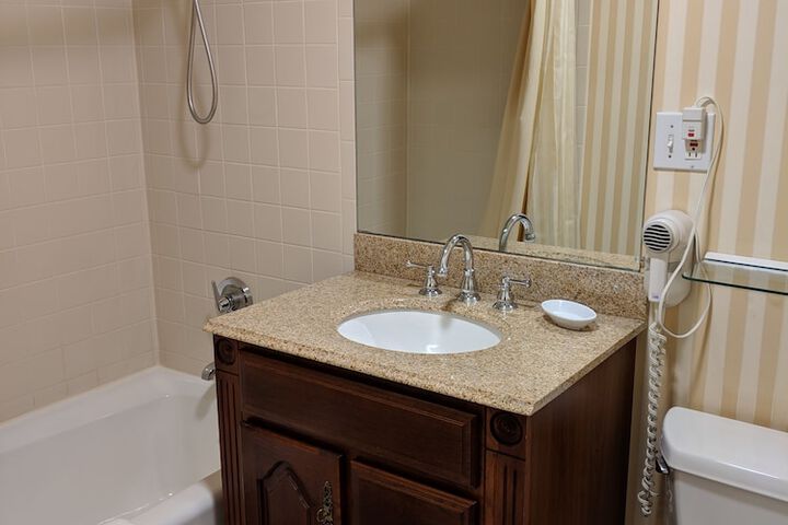 Room 194 of 258