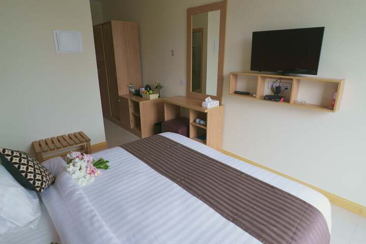 Room 18 of 57