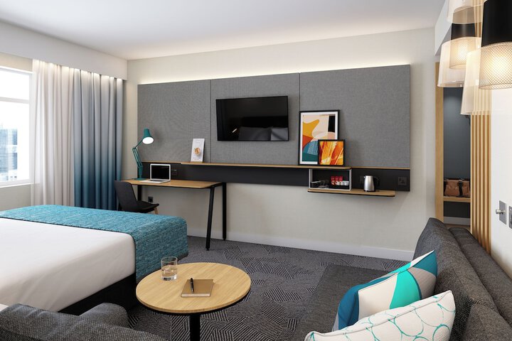 Room 4 of 31