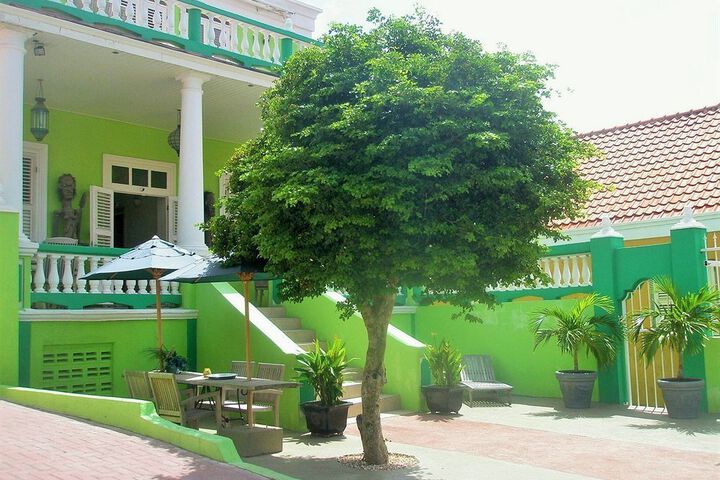 HOTEL SCHARLOO