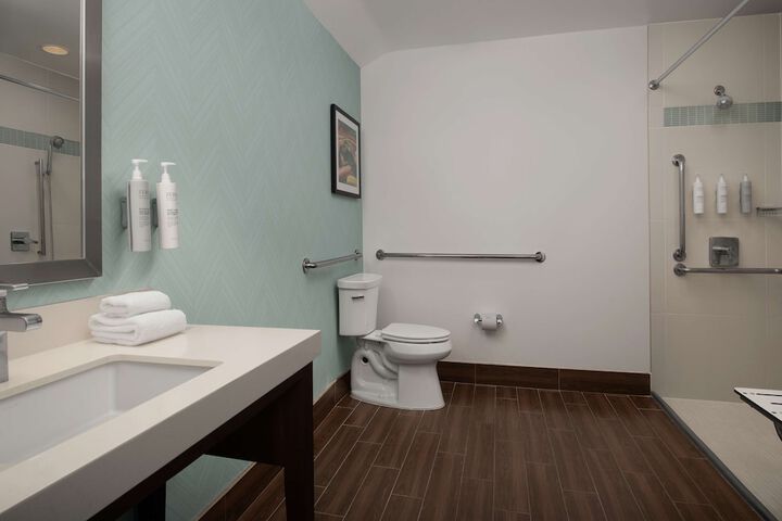 Bathroom shower