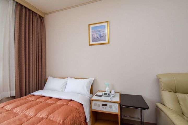 Room 21 of 105