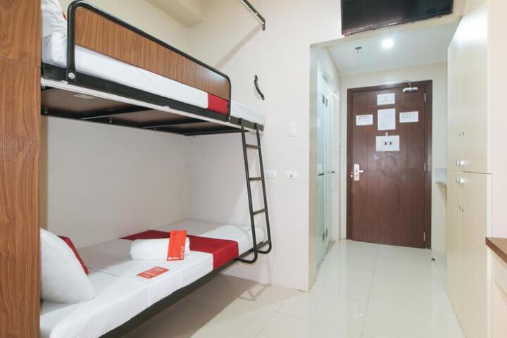 RedDoorz Plus near Nakpil St. Taft Avenue Manila