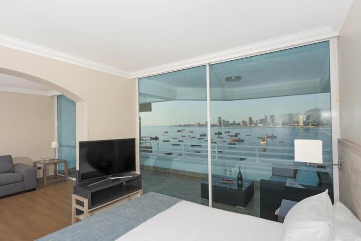 Room 3 of 75
