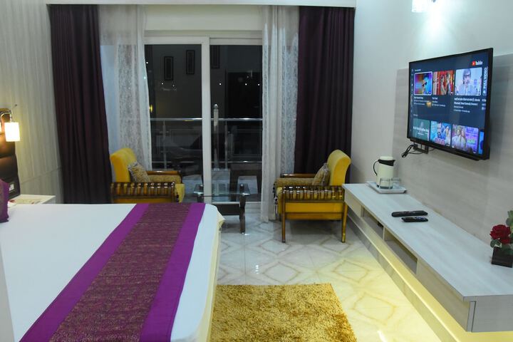 Room 18 of 84
