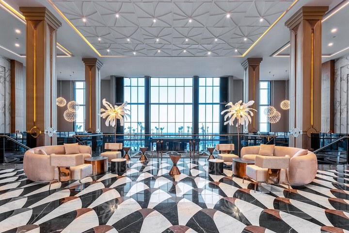 Guest Lobby