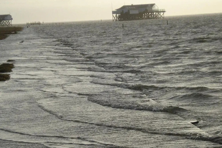 Beach 13 of 20